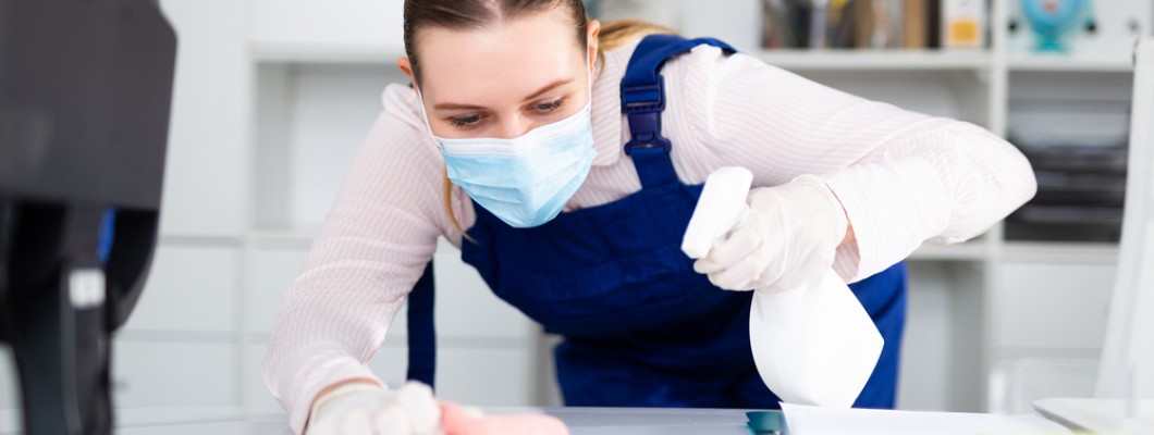 Angajati care se bucura de o sanatate buna datorita utilizarii detergentilor bio