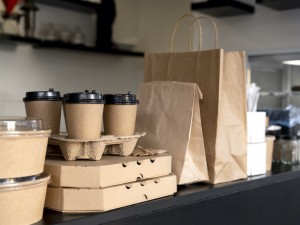 Alege produsele biodegradabile pentru catering, pentru un mediu sănătos!