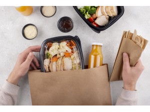 Alege produse şi consumabile de catering pentru transportarea alimentelor uşor şi sigur!