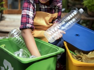 De ce este important să depozităm deșeurile corespunzător?