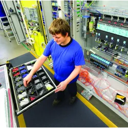 Cushion-Stat - covoraș de descărcare electrostatică Dyna-Shield 825 Notrax, Negru-Galben, 91 x metru liniar